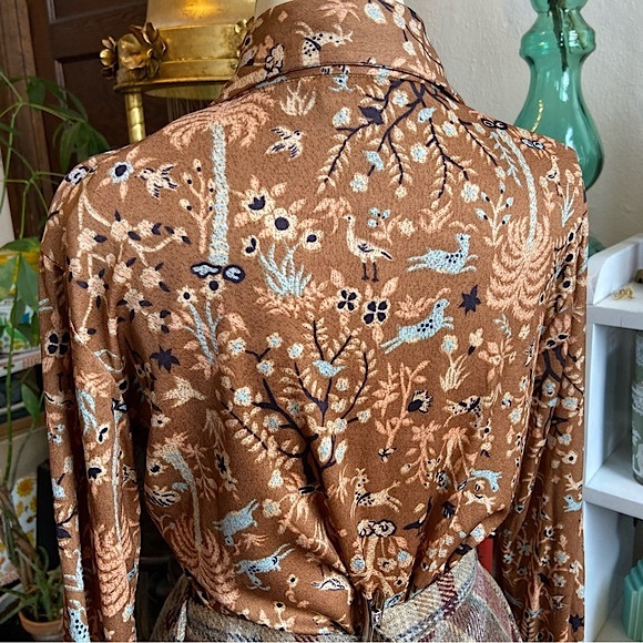 1970s Botanical, Deer, and Bird Tapestry Print Vintage Button Down - Picture 2 of 7